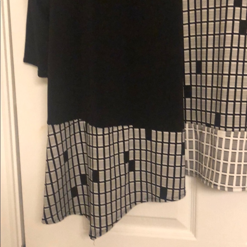Tunic - Picture 2 of 5